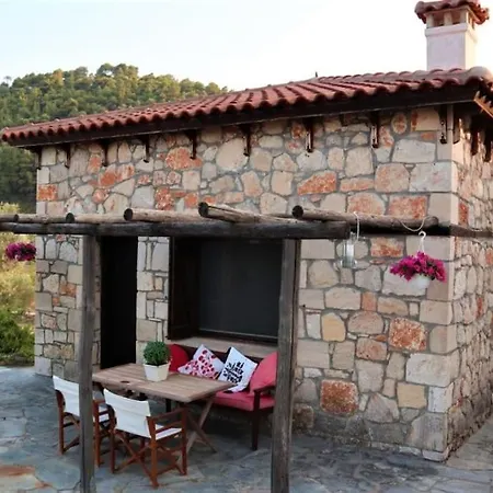 Wood & Stone Dream View House A Case de vacanță Diaporos