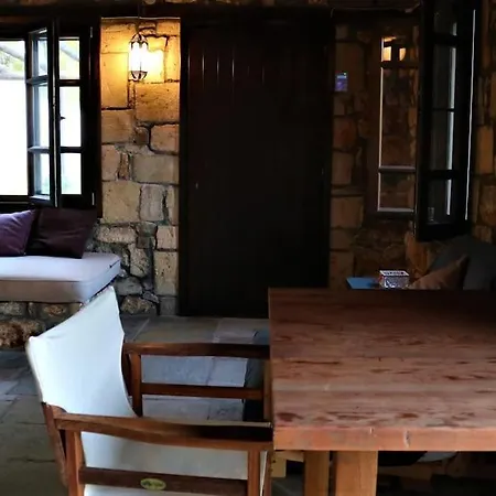 Wood & Stone Dream View House A Holiday home *