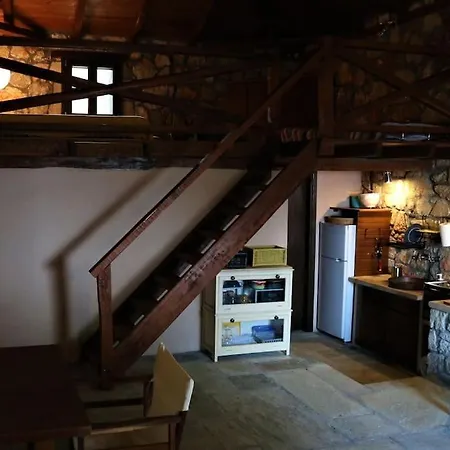 Case de vacanță Wood & Stone Dream View House A Diaporos