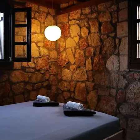 Wood & Stone Dream View House A Holiday home *
