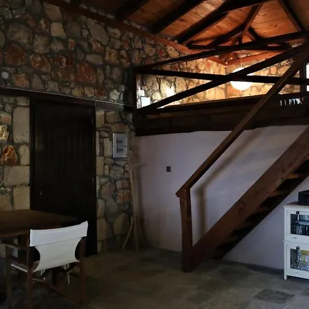Wood & Stone Dream View House A Case de vacanță