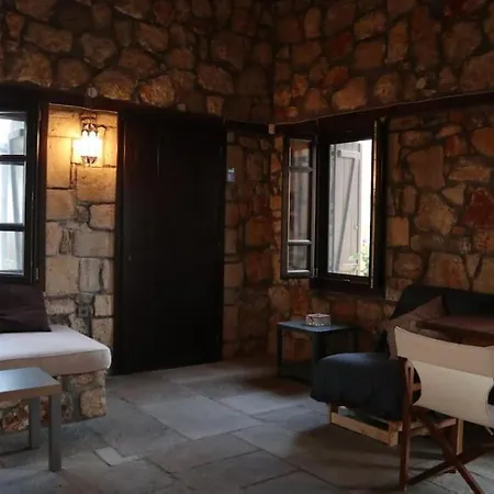 Wood & Stone Dream View House A *