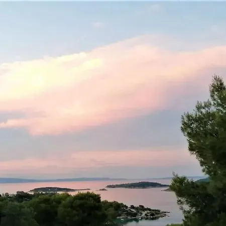 Wood & Stone Dream View House A Σπίτι διακοπών *